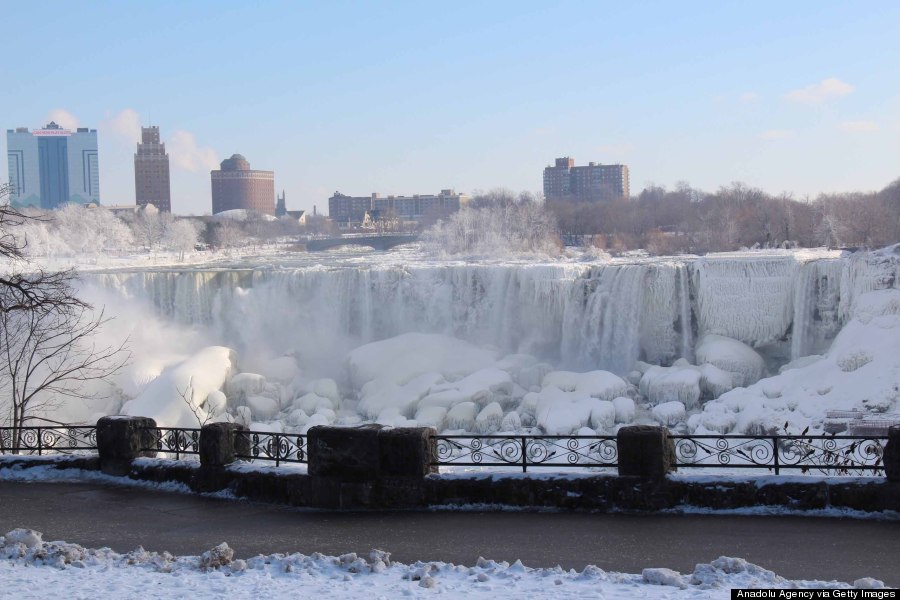 Niagara Falls Freezes Over