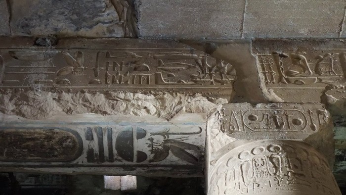Helicopter, tank, submarine: what is actually depicted on the walls of the temple in Abydos 7