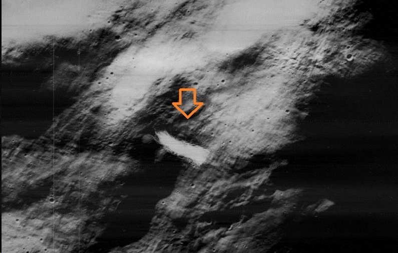 Short-lived lunar event: a strange object above the lunar surface