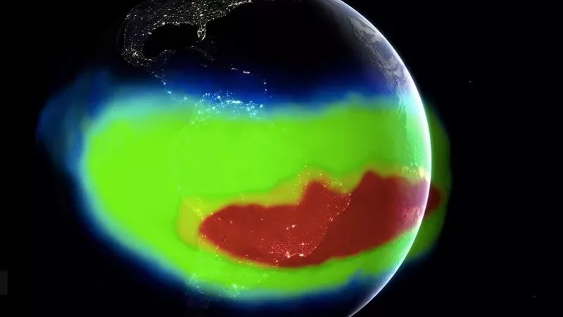 Huge magnetic anomaly over the Atlantic 3