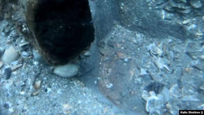 An unknown 6,000-year-old flooded city found at the bottom of the Black Sea. The find is older than the Cheops pyramid 4