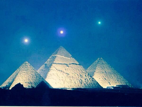 ORION : EGYPT - Orion's Belt stars Alnitak,Alnilam and Mintaka as seen  moving towards the zenith from the pyramids of Giza, Egypt