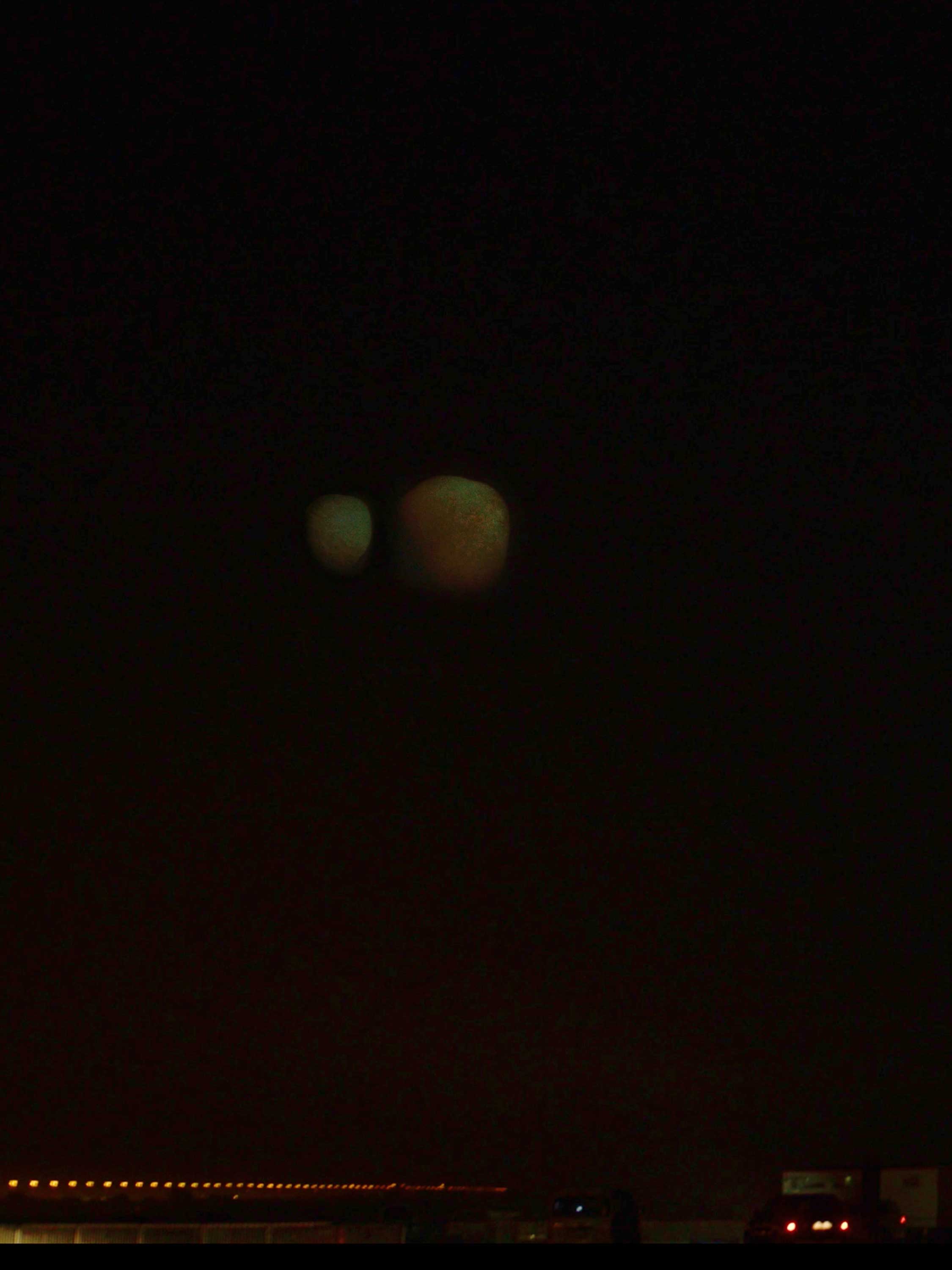 Twin planets appeared in the night sky over Dubai