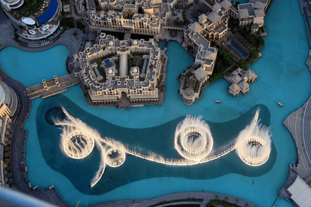 Dubai und seine verborgene Magie: Das Wirtschaftswunder der Goldstadt ist kein Öl, sondern ein magisches Artefakt 4