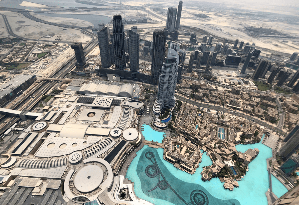Dubai und seine verborgene Magie: Das Wirtschaftswunder der Goldstadt ist kein Öl, sondern ein magisches Artefakt 6